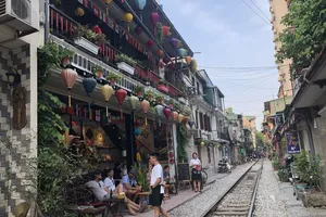 Không đánh đổi tính mạng để duy trì 'cà phê đường tàu'