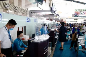 Cục HKVN nói về thông tin đóng cửa sân bay Nội Bài vì dịch