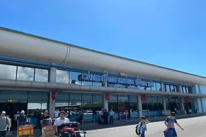 Cận Tết, nhiều đường bay giảm tần suất, cắt chuyến bay