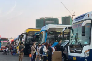 TP.HCM đảm bảo đủ phương tiện để người dân về quê ăn Tết an toàn