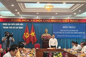 Đề xuất bổ sung quy định về di chuyển trên cao tốc