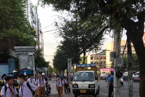 Làm dịch vụ đưa đón trẻ theo phong trào dễ gặp hậu quả xấu