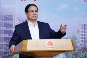 Thủ tướng Chính phủ Phạm Minh Chính chủ trì Hội nghị trực tuyến toàn quốc về tháo gỡ khó khăn, vướng mắc, thúc đẩy phát triển nhà ở xã hội. Ảnh: VGP