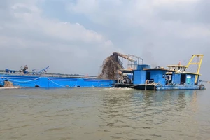 Bến Tre: Khai thác 6 mỏ cát cung ứng cho 3 dự án trọng điểm phía Nam