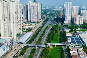 Các chuyên gia đều cho rằng đây là thời điểm thuận lợi để TP.HCM xây dựng hệ thống đường sắt đô thị theo định hướng phát triển giao thông công cộng.