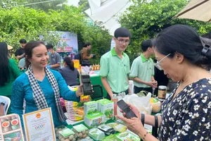 Quy định xuất hóa đơn ngay tại thời điểm bán hàng dù minh bạch nhưng lại thiếu thực tế, gây khó khăn cho các hộ kinh doanh.