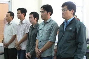 Trước giờ tuyên án: Những điểm phi lý trong vụ 5 công an đánh chết người