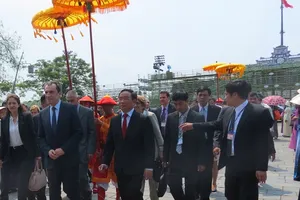 Thủ tướng cộng hòa Bulgaria thăm Huế