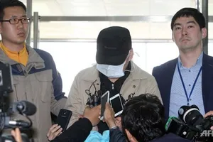 Chủ tịch công ty chủ quản phà SEWOL bị bắt với tội ngộ sát