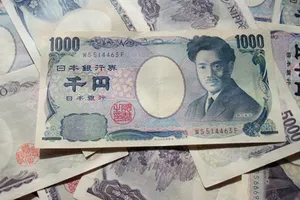 Nhật Bản đối diện món nợ triệu tỉ yên 