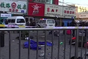 Trung Quốc: một tháng càn quét, 380 kẻ khủng bố sa lưới