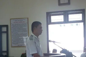 Đưa bé gái vào nhà hiếp dâm, lãnh án 10 năm tù giam