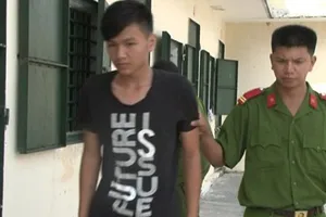 Rủ nhau đi cướp để cá độ bóng đá