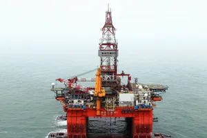 Việt Nam sắp có giàn khoan cỡ Hải Dương 981