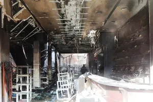 Cháy lớn, ba người trong gia đình đại tá tử vong