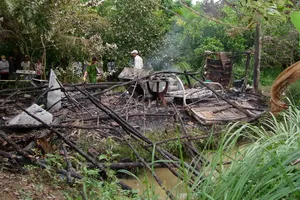 Cụ bà 72 tuổi chết cháy trên giường