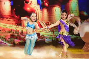 Bước nhảy hoàn vũ nhí của người lớn