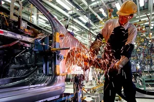 Việt Nam, chiếc ôtô và cây lúa