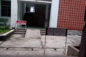 Cách ly một người nước ngoài bị sốt nghi nhiễm virus Ebola