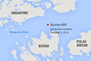 Các thuyền viên tàu Sunrise 689 đấu trí với bọn cướp như thế nào?