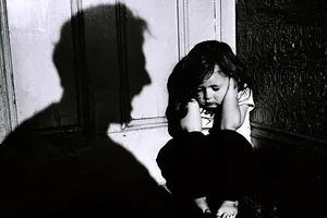 Dù có chết tôi cũng không thể giao con cho vợ 