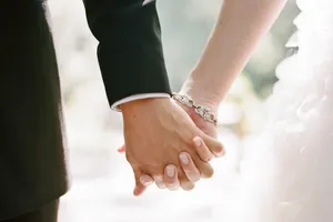 'Án tích' quá khứ đột ngột xuất hiện trước đám cưới