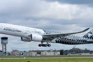 Hãng Airbus lần đầu tiên trình diễn máy bay mới tại Việt Nam
