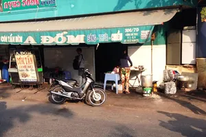 Một phụ nữ bị tấn công bằng kéo đến tử vong