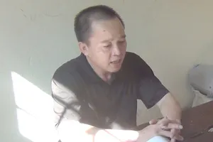 Khởi tố kẻ hành hạ bé trai 14 tuổi khuyết tật