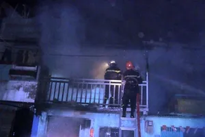 Cháy nhà giữa đêm, bé trai 11 tuổi tử vong