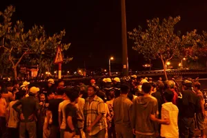 Điều tra danh tính thanh niên nhảy kênh Tàu Hũ tự vẫn