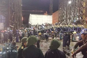 Lập đoàn điều tra về nguyên nhân vụ sập giàn giáo ở Vũng Áng