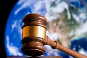 83.000 công nhân ngừng việc phản đối chế độ BHXH một lần