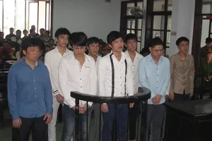 Kết án nhóm côn đồ hành hung Phó GĐ Sở ngay tại nhà riêng