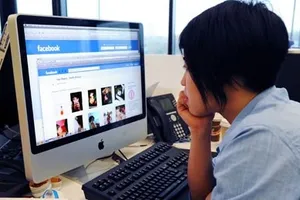 Tác hại khôn lường của mạng xã hội lên chuyện ‘yêu’