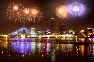 Đà Nẵng dự kiến đón 500.000 lượt khách trong dịp thi pháo hoa 2015