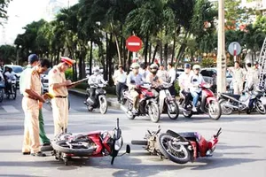 Gần 100 người chết vì tai nạn giao thông trong bốn ngày lễ