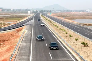 Cho mô tô vào cao tốc là đùa với tính mạng