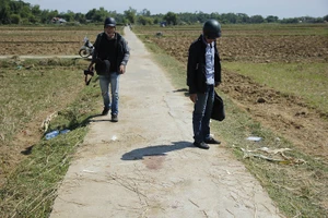 Điều tra vụ nam sinh viên bị giết bằng nhiều nhát dao