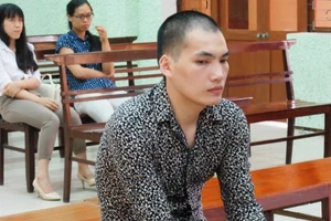 Đầu độc cả nhà 'người trong mộng'