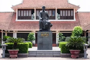 Kỷ niệm 250 năm ngày sinh Nguyễn Du ‘Tiếng thơ ai động đất trời’