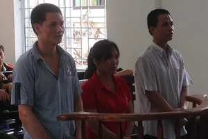 Buộc tội cướp không được VKS chuyển sang tội cưỡng đoạt