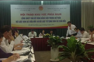 Gỡ vướng khó ly hôn chồng ngoại