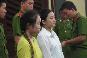 Nữ phạm nhân người Malaysia cùng con nhỏ được thả trước lễ