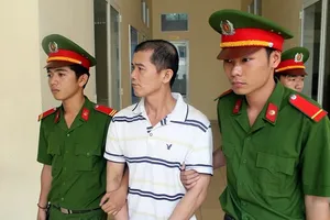 Bị chửi, dùng rựa chém chết người