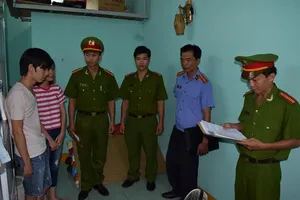 Bắt giữ hai sinh viên lừa đảo gần 1 tỉ đồng qua Facebook