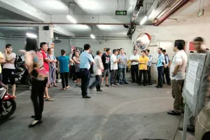 Lại xảy ra ‘nội chiến’ ở chung cư Bàu Cát 2