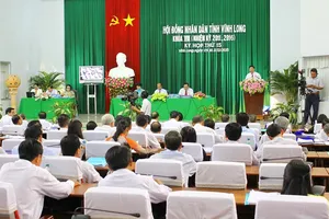 Vĩnh Long bầu bổ sung hai phó chủ tịch UBND tỉnh