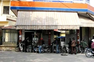 Phát hiện hai cây xăng sử dụng chip gian lận