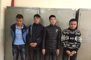 Triệu tập 4 đối tượng ‘chặt chém’ khách du lịch tại phố cổ